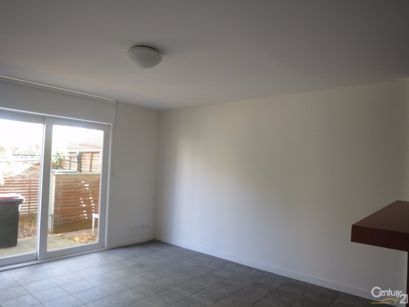 7/27-29 Clayton Road, Oakleigh East VIC 3166