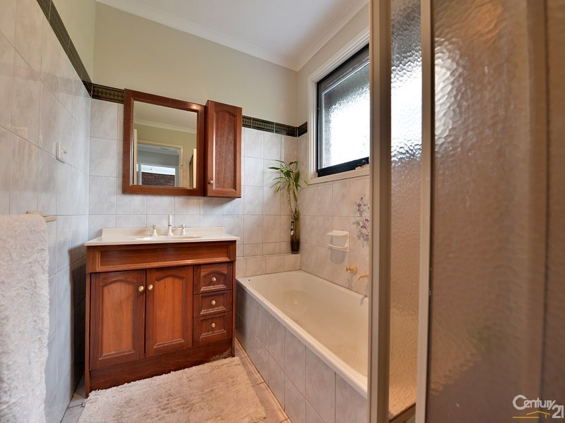 2615 South Gippsland Highway, Tooradin VIC 3980