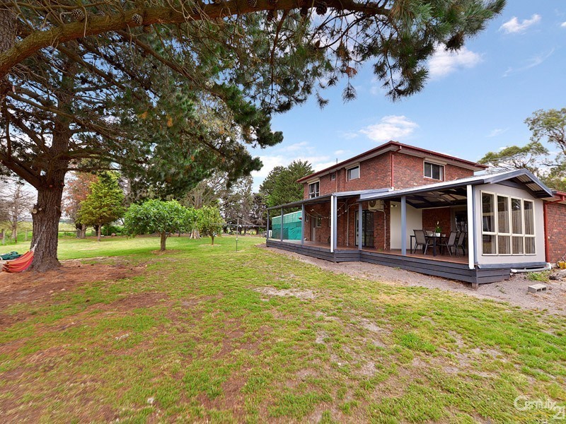 2615 South Gippsland Highway, Tooradin VIC 3980