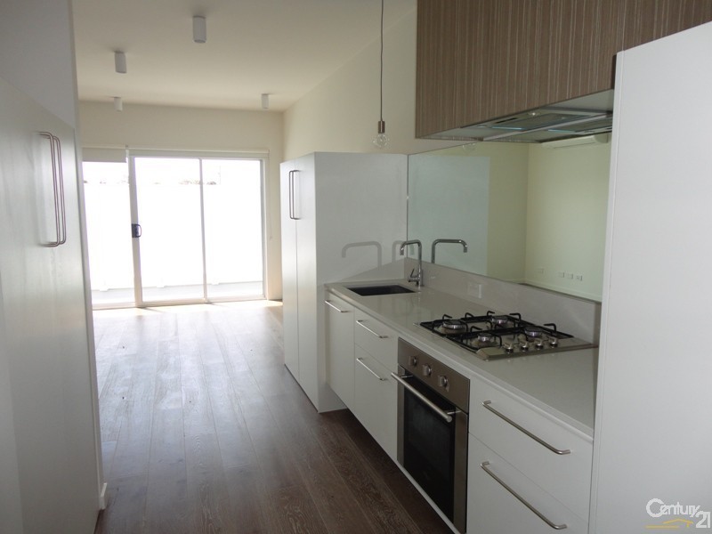 206/5-7 Dixon Street, Clayton VIC 3168