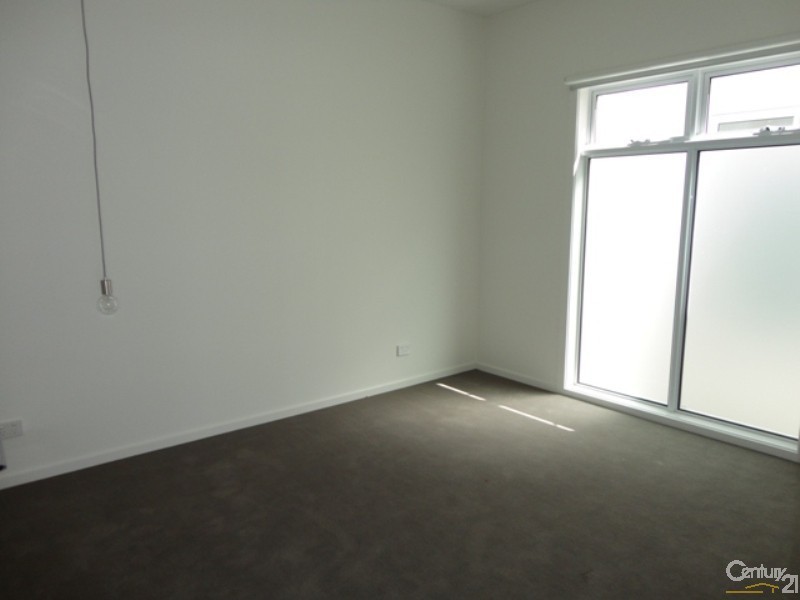 206/5-7 Dixon Street, Clayton VIC 3168