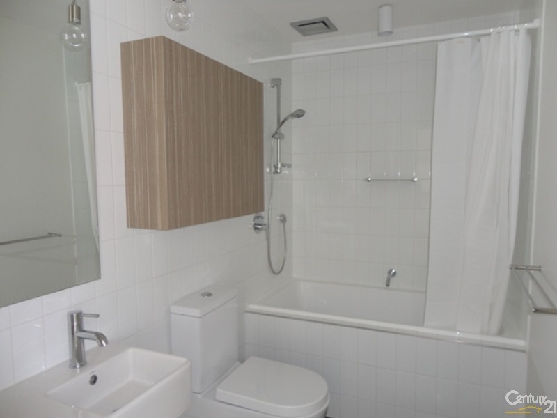 206/5-7 Dixon Street, Clayton VIC 3168