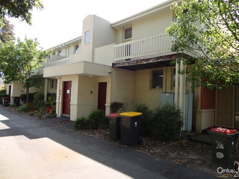 4/6 Willgilson Court, Oakleigh VIC 3166