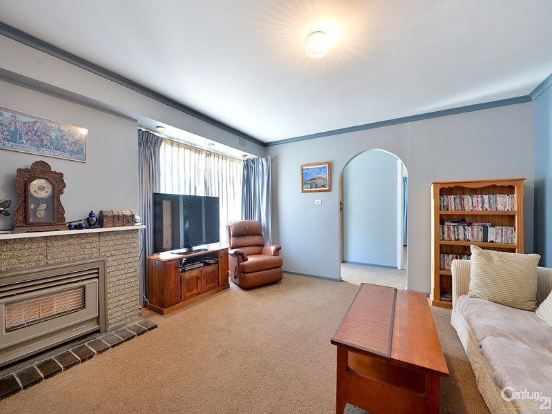 43 Lincoln Drive, Cheltenham VIC 3192