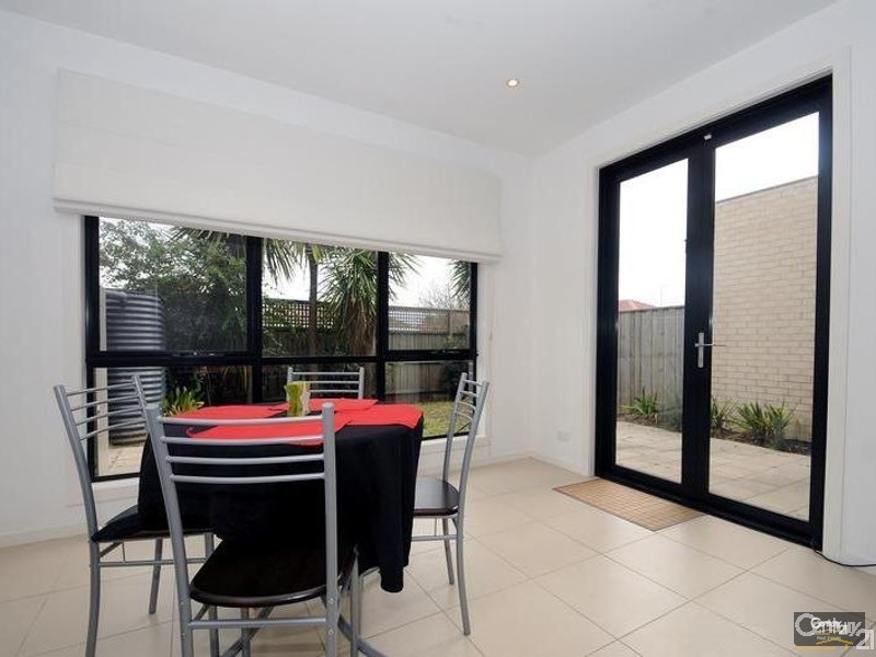 107 Rosebank Avenue, Clayton South VIC 3169