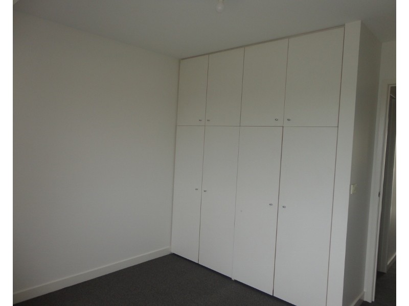 1/27-29 Clayton Road, Oakleigh East VIC 3166