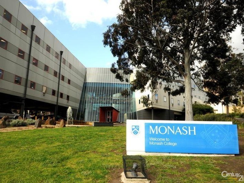 25 Donald Street, Clayton VIC 3168