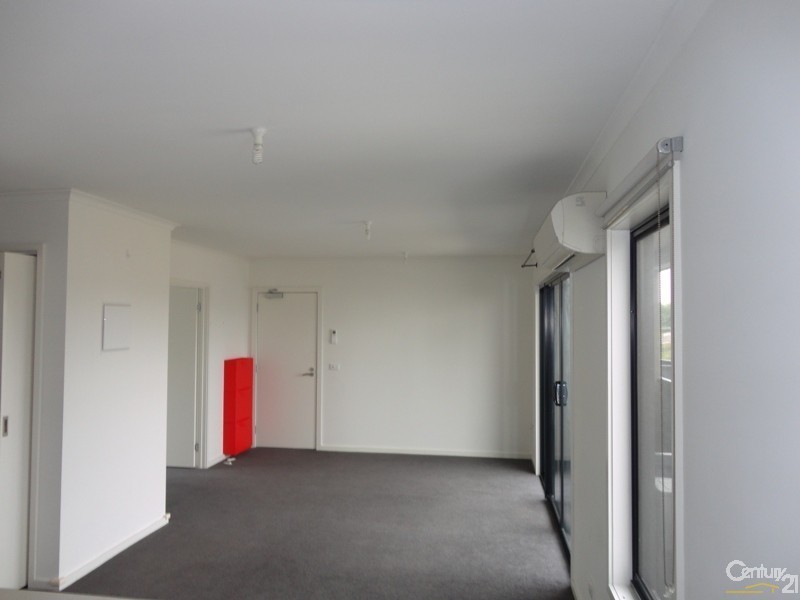 13/24-26 Burton Avenue, Clayton VIC 3168