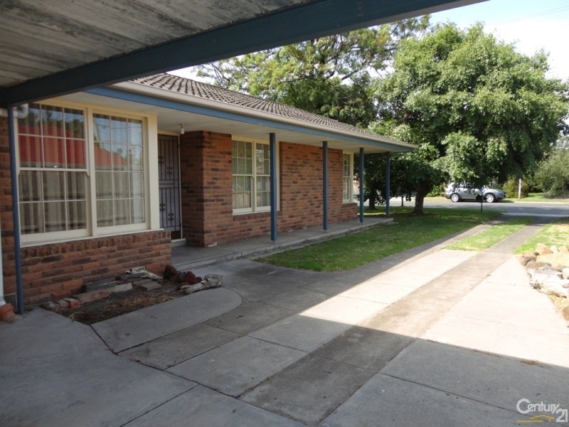 298 Spring Road, Dingley Village VIC 3172