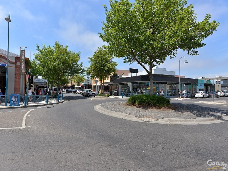 23 Carpenter Street, Brighton VIC 3186