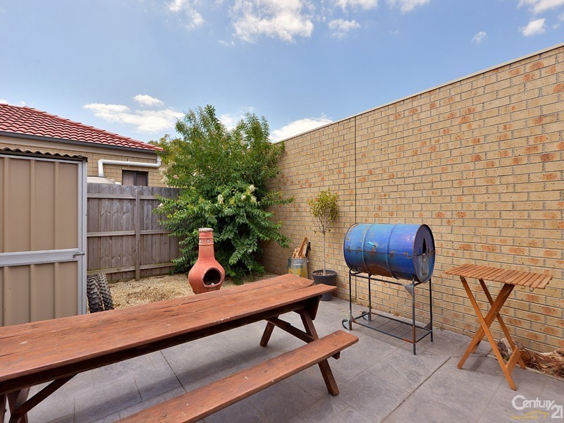 2/50 Fellowes Street, Seaford VIC 3198