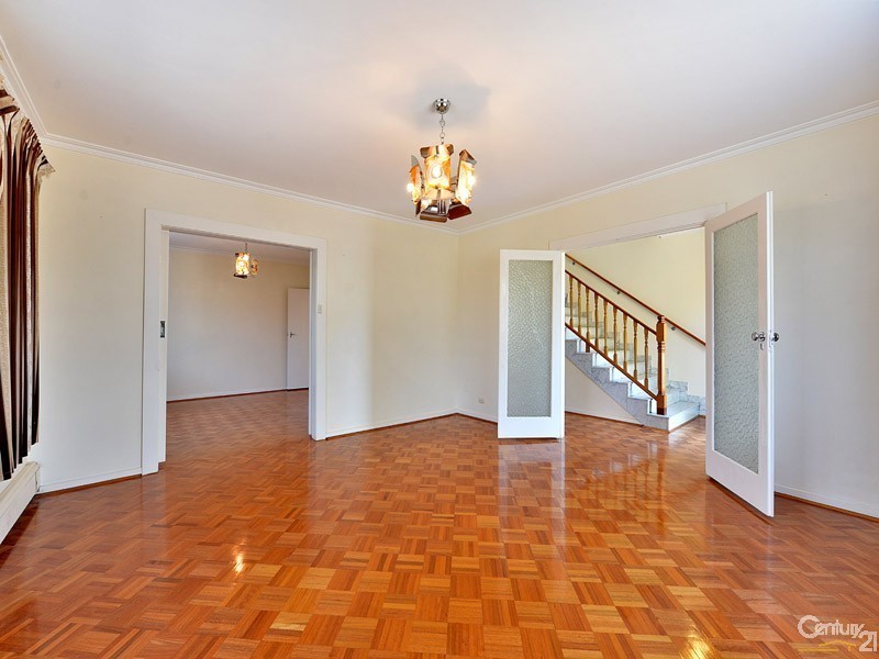 14 Durham Place, Clayton South VIC 3169