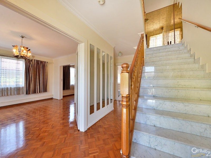 14 Durham Place, Clayton South VIC 3169