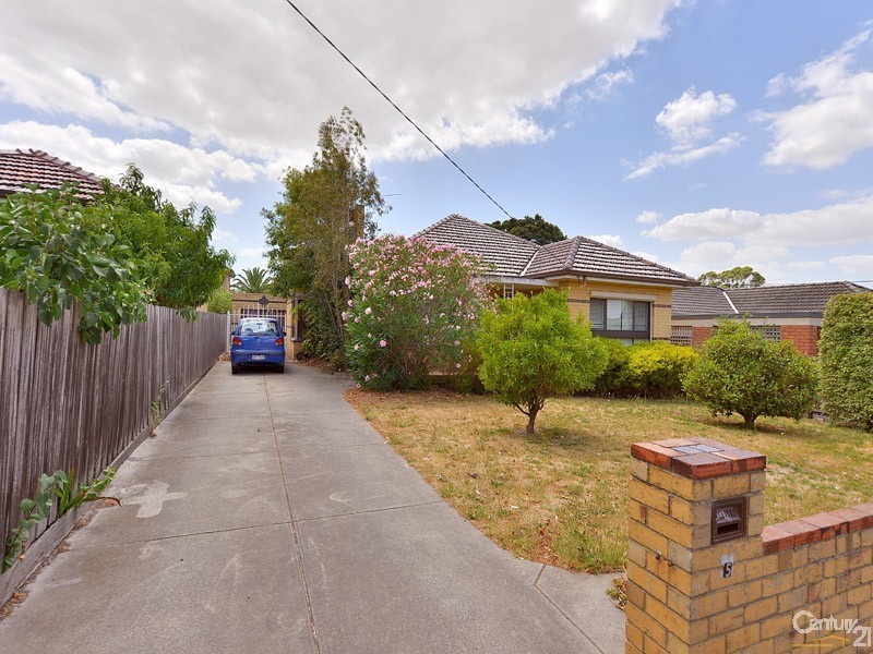 5  Caroline Street, Clayton VIC 3168