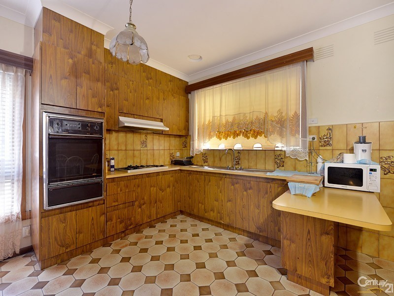 5  Caroline Street, Clayton VIC 3168