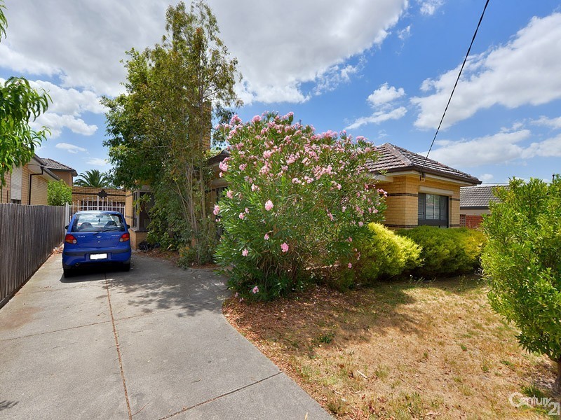 5  Caroline Street, Clayton VIC 3168
