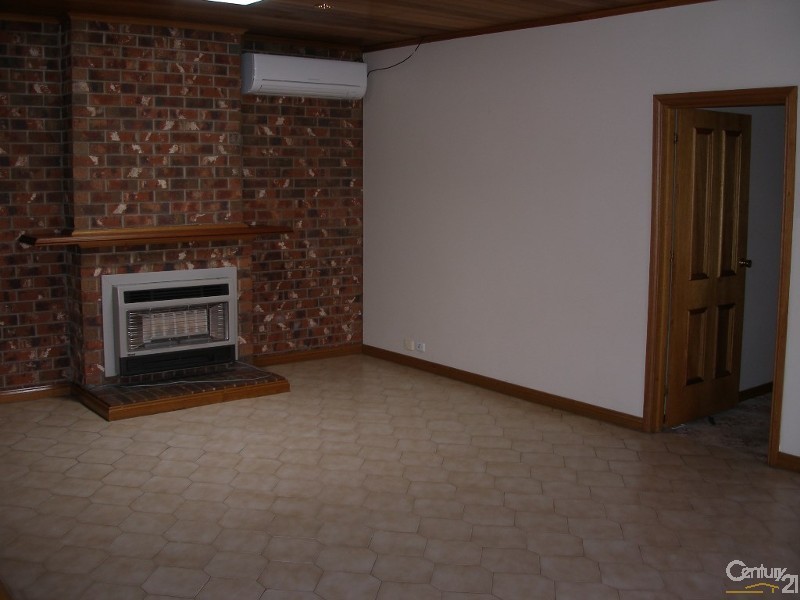 16 Redpath Close, Oakleigh South VIC 3167