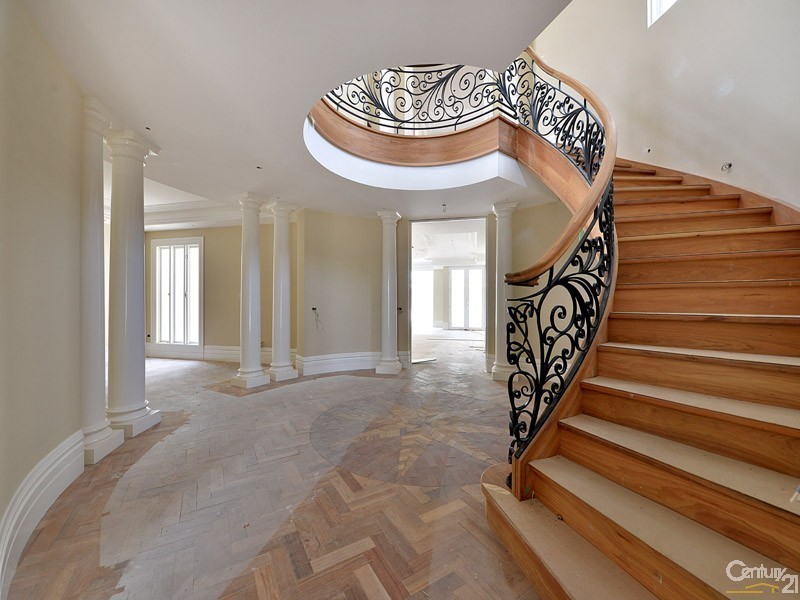 24 Welwyn Avenue, Brighton East VIC 3187