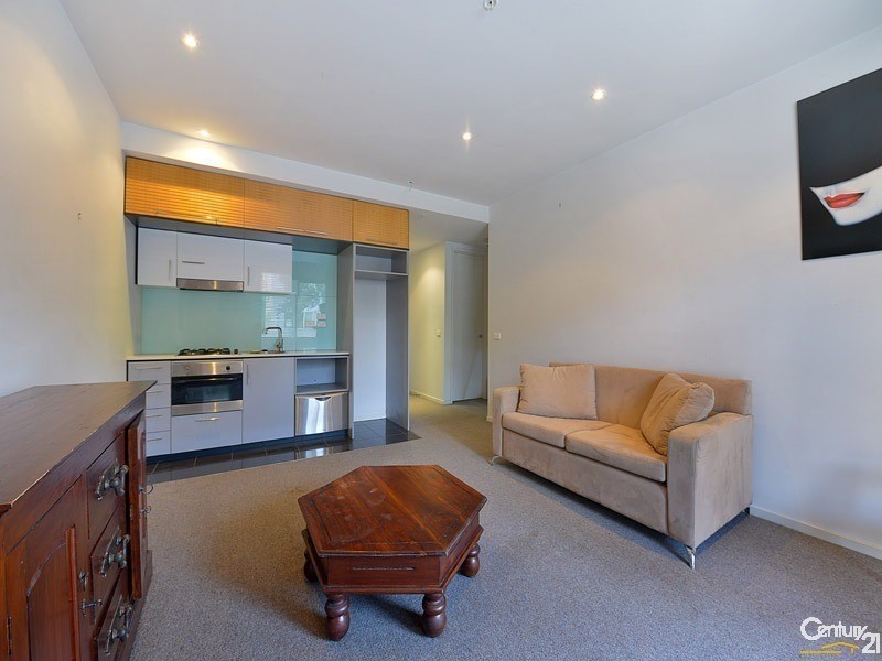 10/220 Barkly Street, St Kilda VIC 3182