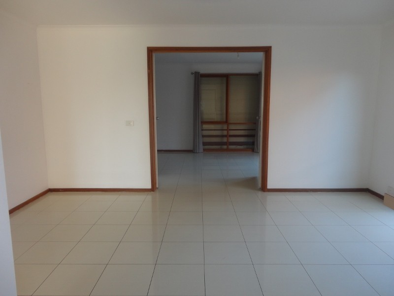 8 Glenda Close, Clarinda VIC 3169