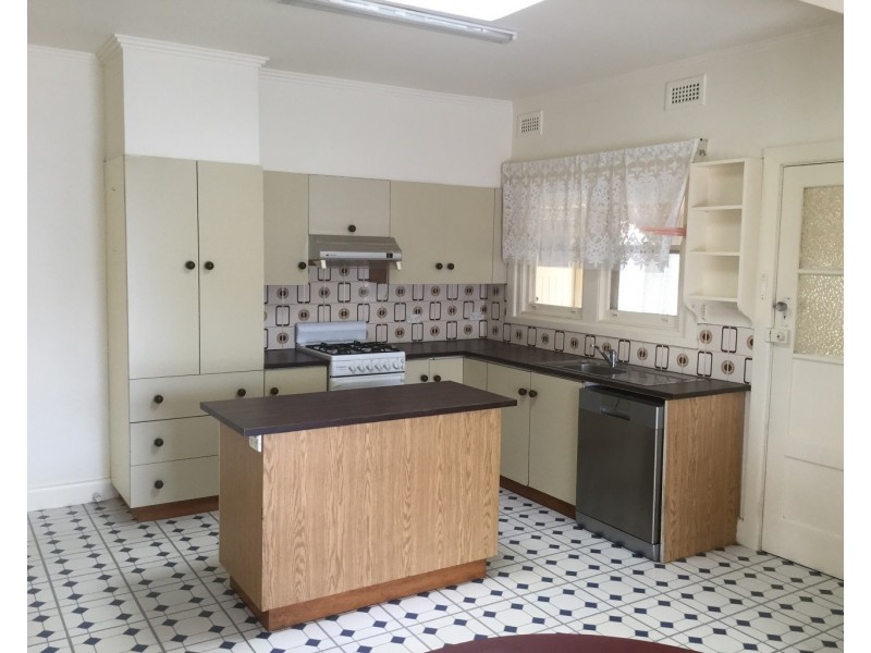 1 Luke Street, Clayton VIC 3168