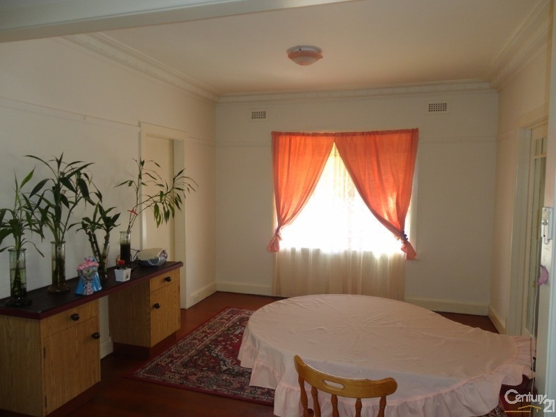 1 Luke Street, Clayton VIC 3168