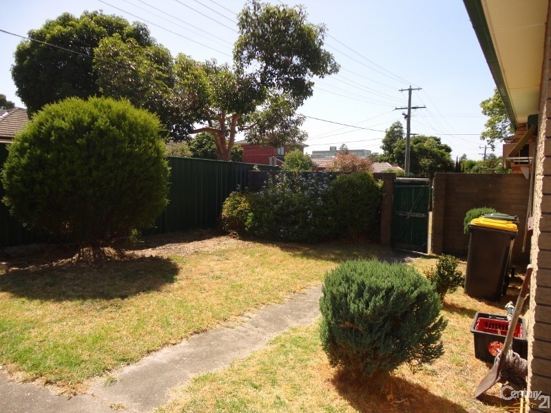 1 Luke Street, Clayton VIC 3168