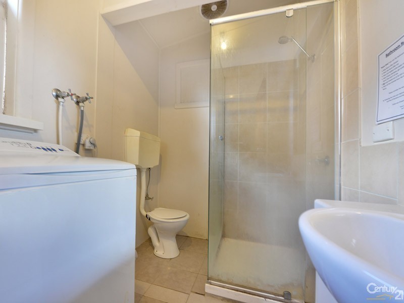 1/352 Haughton Road, Clayton VIC 3168