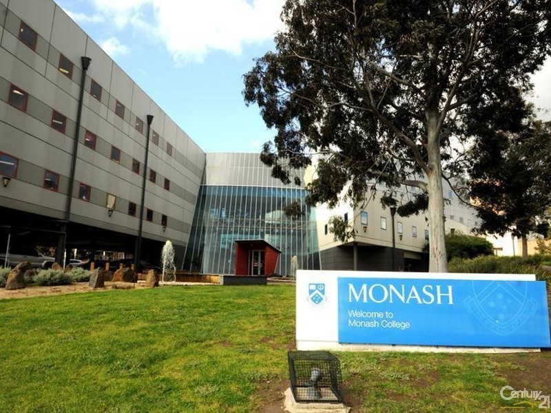 1/352 Haughton Road, Clayton VIC 3168