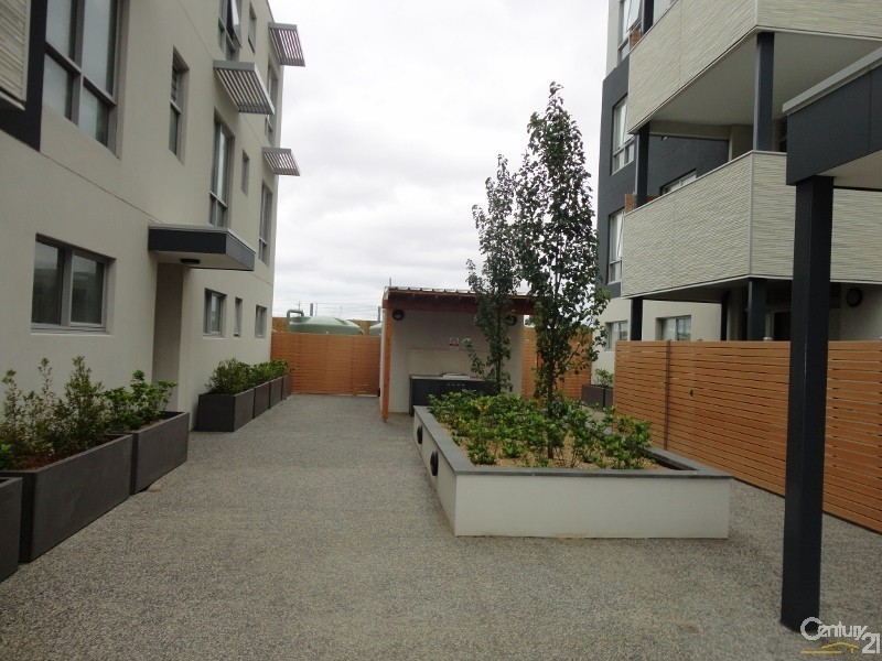 9/3 Sandbelt Close, Heatherton VIC 3202