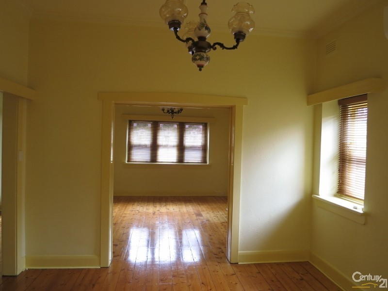 38 Lindsay Avenue, Murrumbeena VIC 3163