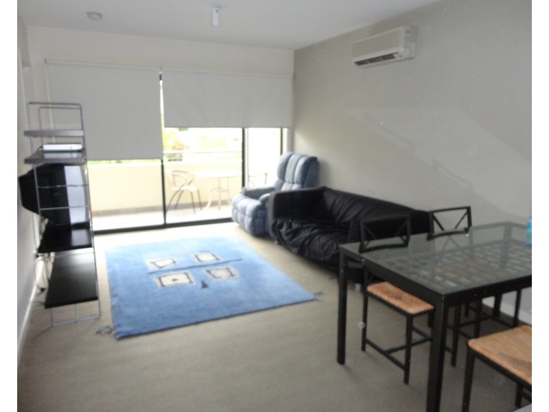 30/2 Greenfield Drive, Clayton VIC 3168