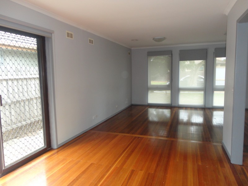 28 Elisdon Drive, Seaford VIC 3198