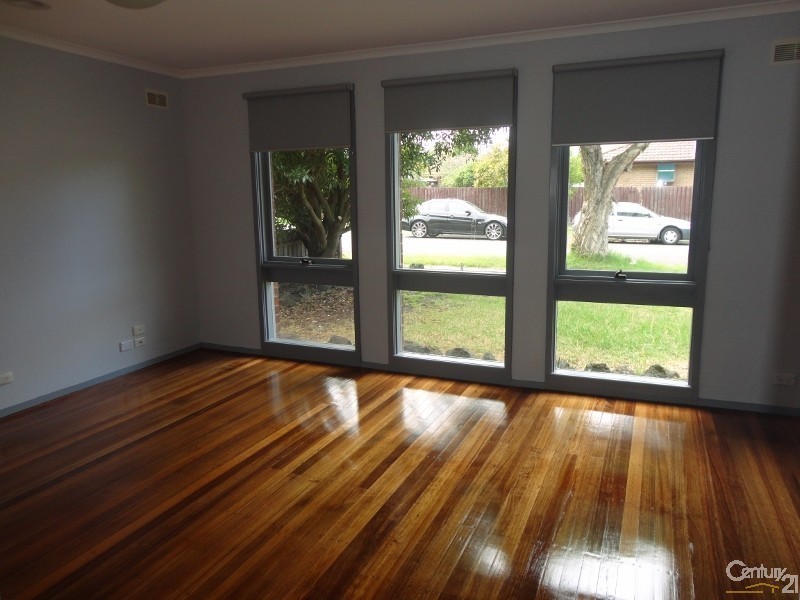 28 Elisdon Drive, Seaford VIC 3198