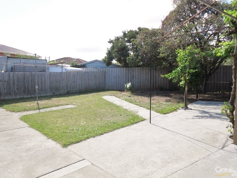 7 Kerribree Court, Clayton South VIC 3169