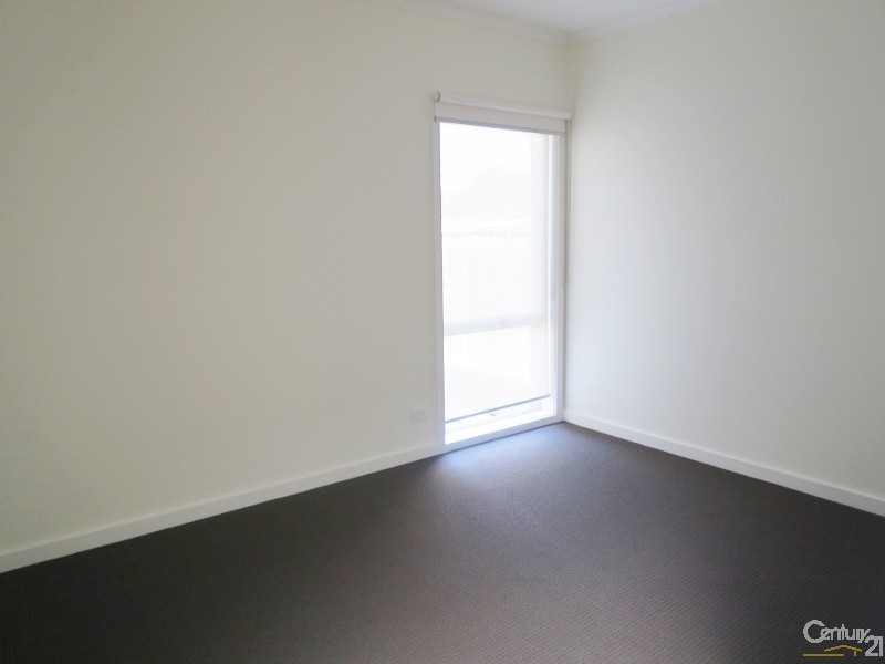 5B Hadkinson Street, Clayton South VIC 3169