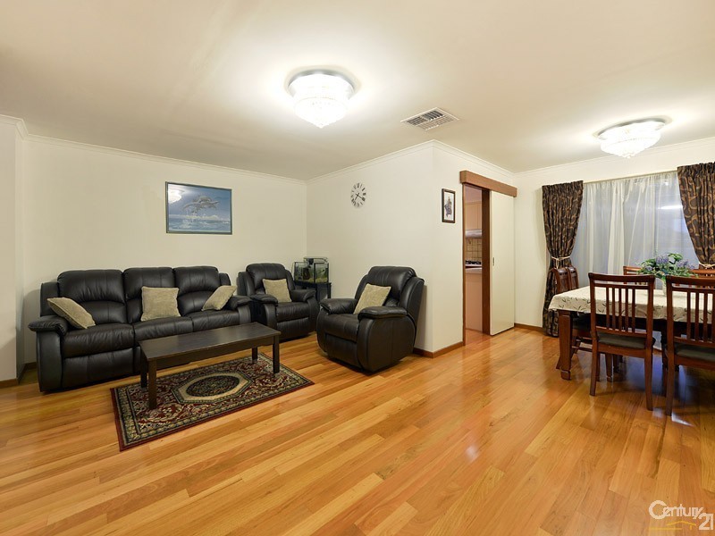 36 Hunt Crescent, Clarinda VIC 3169