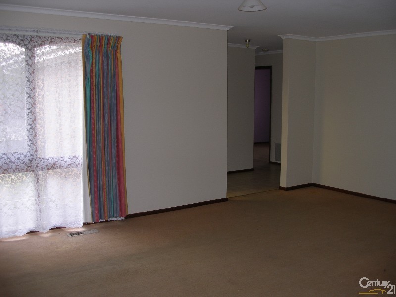 93 Hunt Crescent, Clarinda VIC 3169