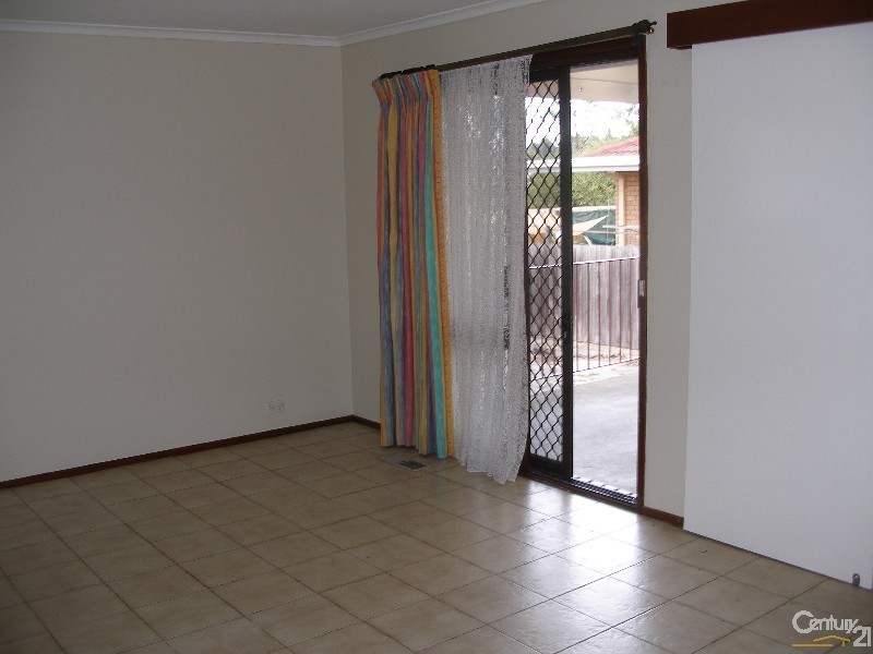 93 Hunt Crescent, Clarinda VIC 3169