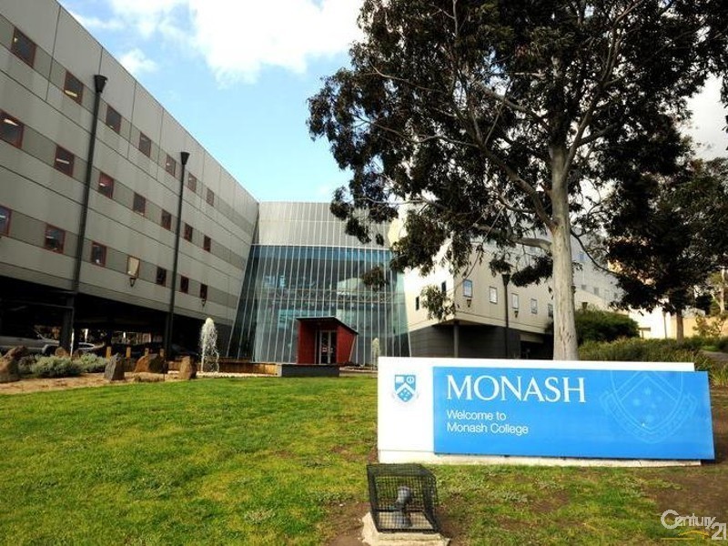 16 Lillian Street, Clayton VIC 3168