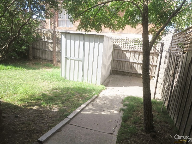 9/2-18 Bourke Road, Oakleigh South VIC 3167