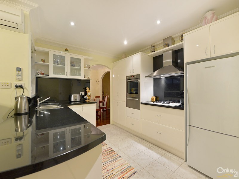 36 Sundowner Ave, Clarinda VIC 3169