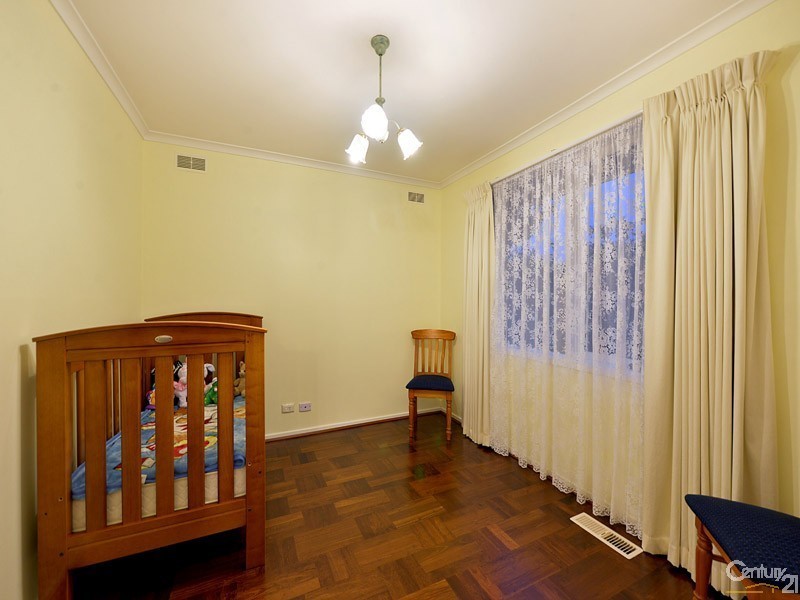 36 Sundowner Ave, Clarinda VIC 3169