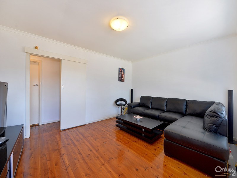 4/19 Oakes Avenue, Clayton South VIC 3169