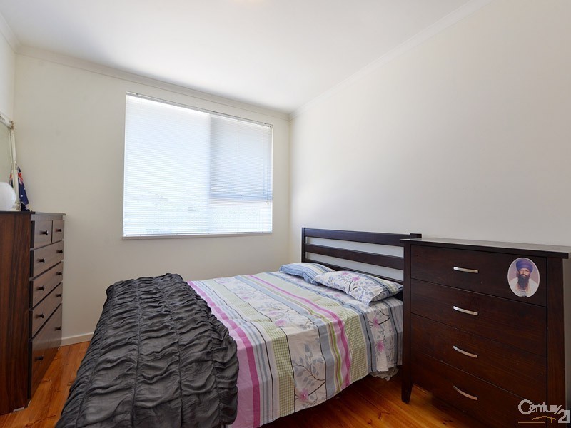 4/19 Oakes Avenue, Clayton South VIC 3169
