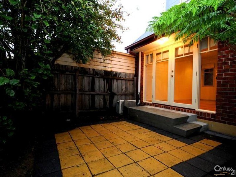 2/48 Amaroo Street, Chadstone VIC 3148