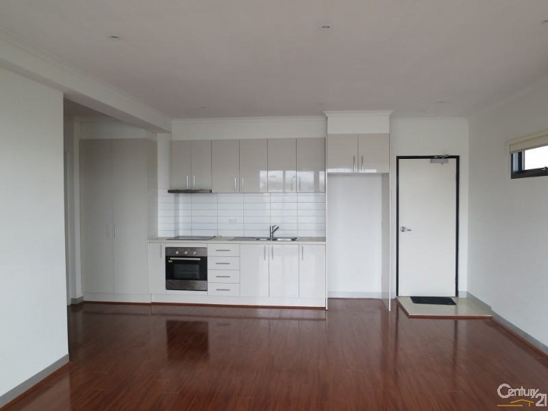 16/28 Burton Avenue, Clayton VIC 3168