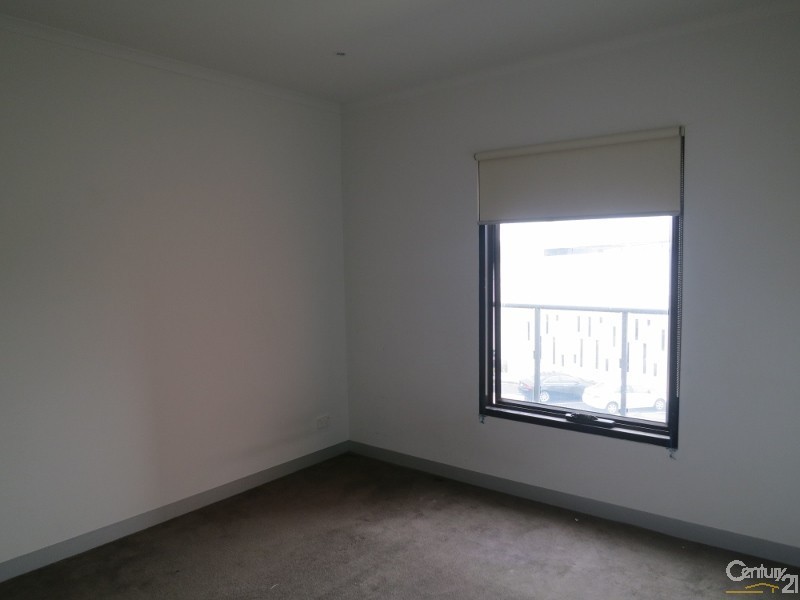 16/28 Burton Avenue, Clayton VIC 3168