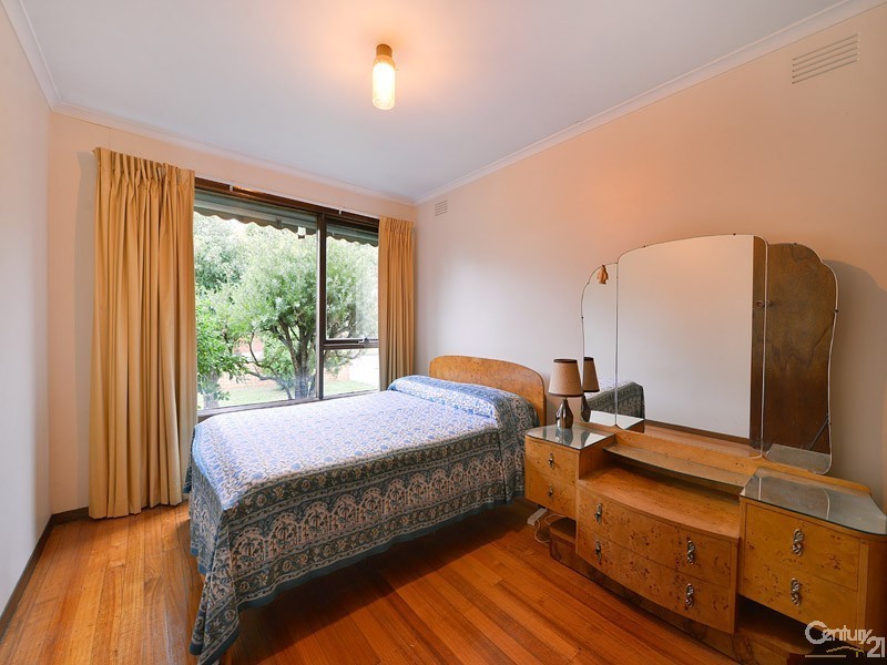 35 Kallay Street, Clayton South VIC 3169