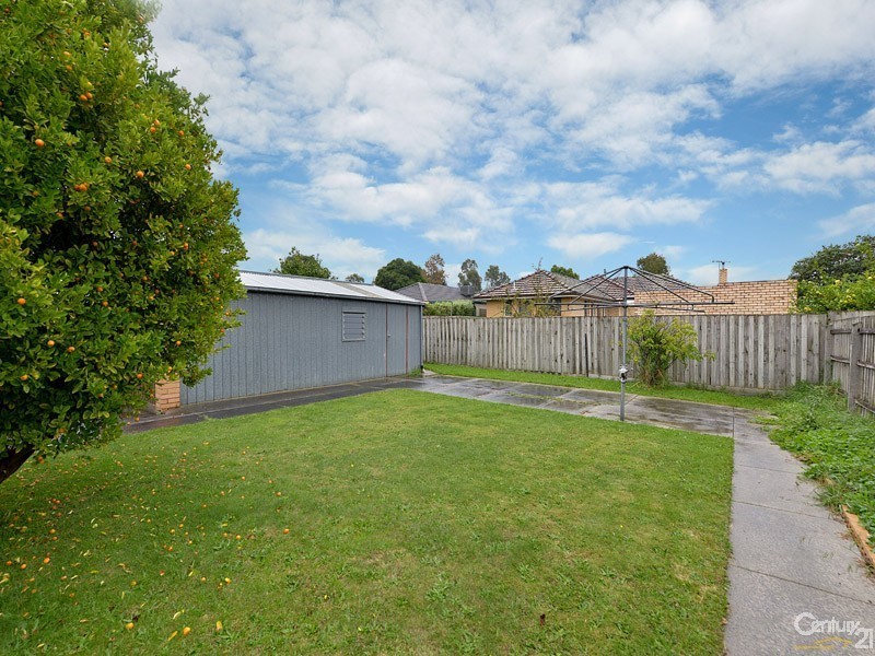 35 Kallay Street, Clayton South VIC 3169